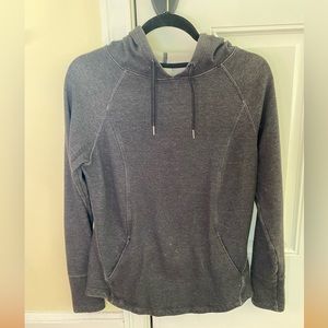Women’s grey sweater
